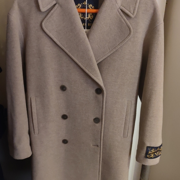 SOLD Sunday best Fitzroy coat - Picture 4 of 9